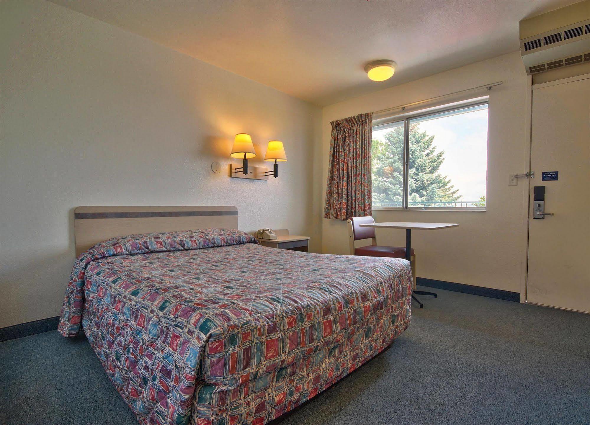 America'S Best Value Inn & Suites-Helena Exterior photo